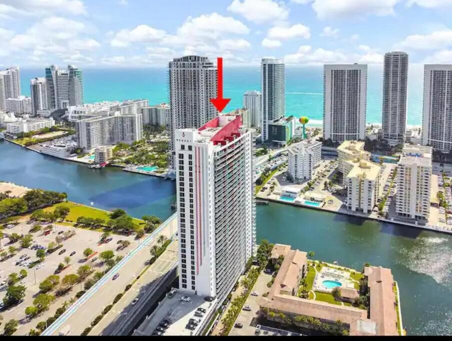 Ocean Views - Pool & Gym - Pet Friendly - Close To Beach ハランデール・ビーチ エクステリア 写真