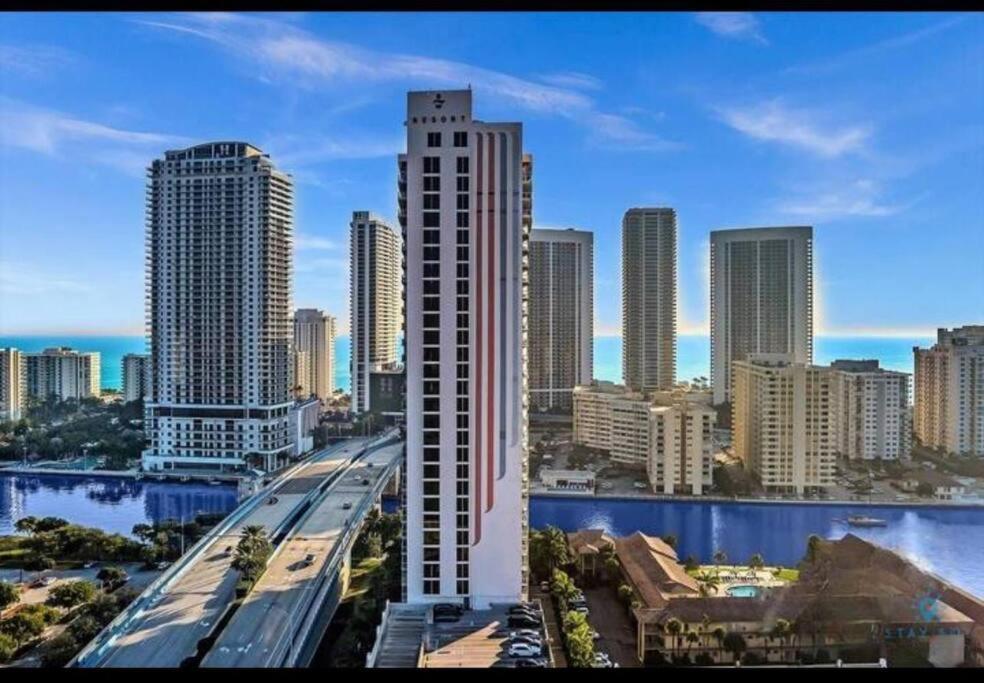 Ocean Views - Pool & Gym - Pet Friendly - Close To Beach ハランデール・ビーチ エクステリア 写真