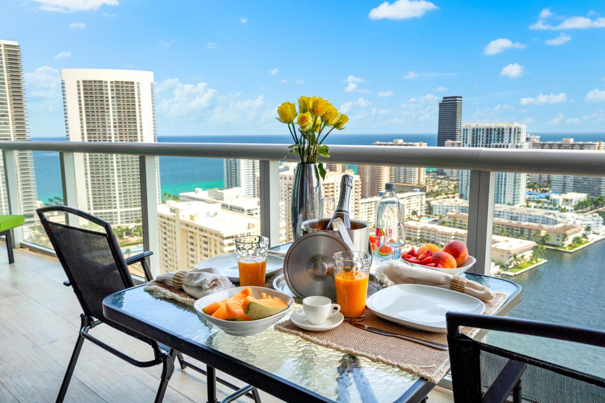 Ocean Views - Pool & Gym - Pet Friendly - Close To Beach ハランデール・ビーチ エクステリア 写真