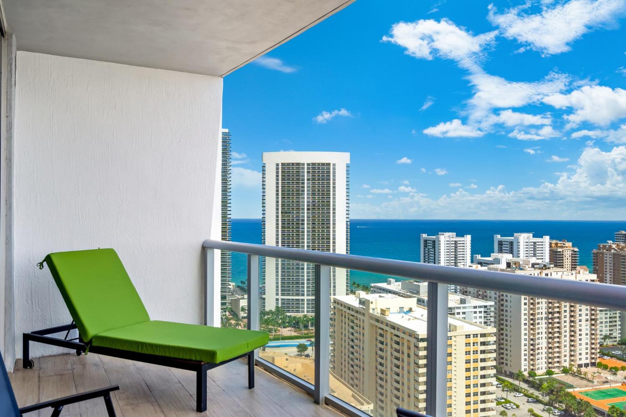 Ocean Views - Pool & Gym - Pet Friendly - Close To Beach ハランデール・ビーチ エクステリア 写真